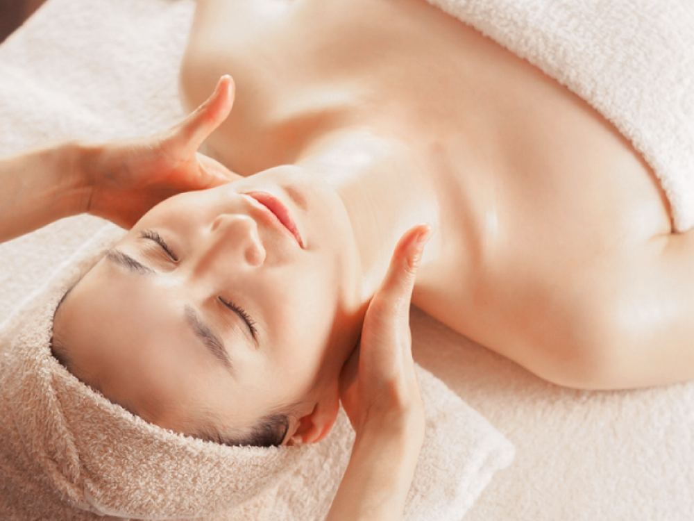 箕面のエステサロン「Cellulam箕面」のトリートメント施術イメージ